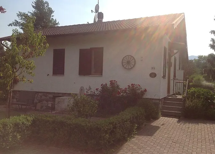 Semesterbostad Degli Aceri Sorico